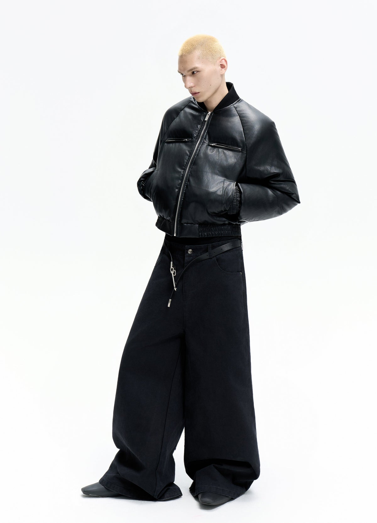 25FW WASHED BLACK BAGGY DENIM