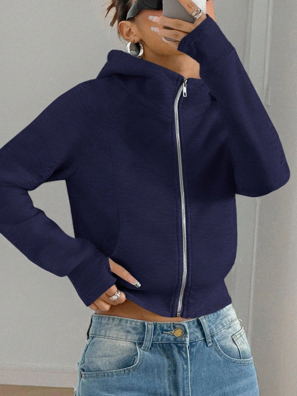Cropped Hoodie – Women's
