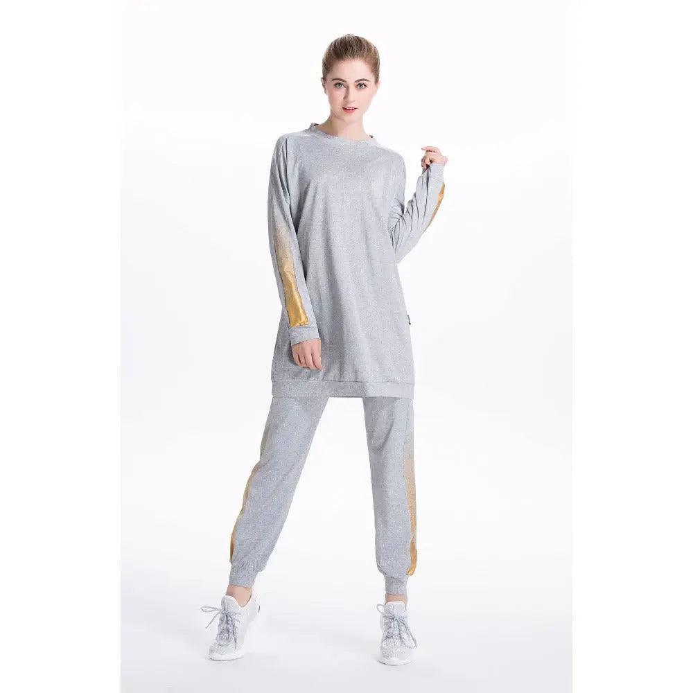 Two-Piece Crewneck & Jogger Sweatsuit – Women's